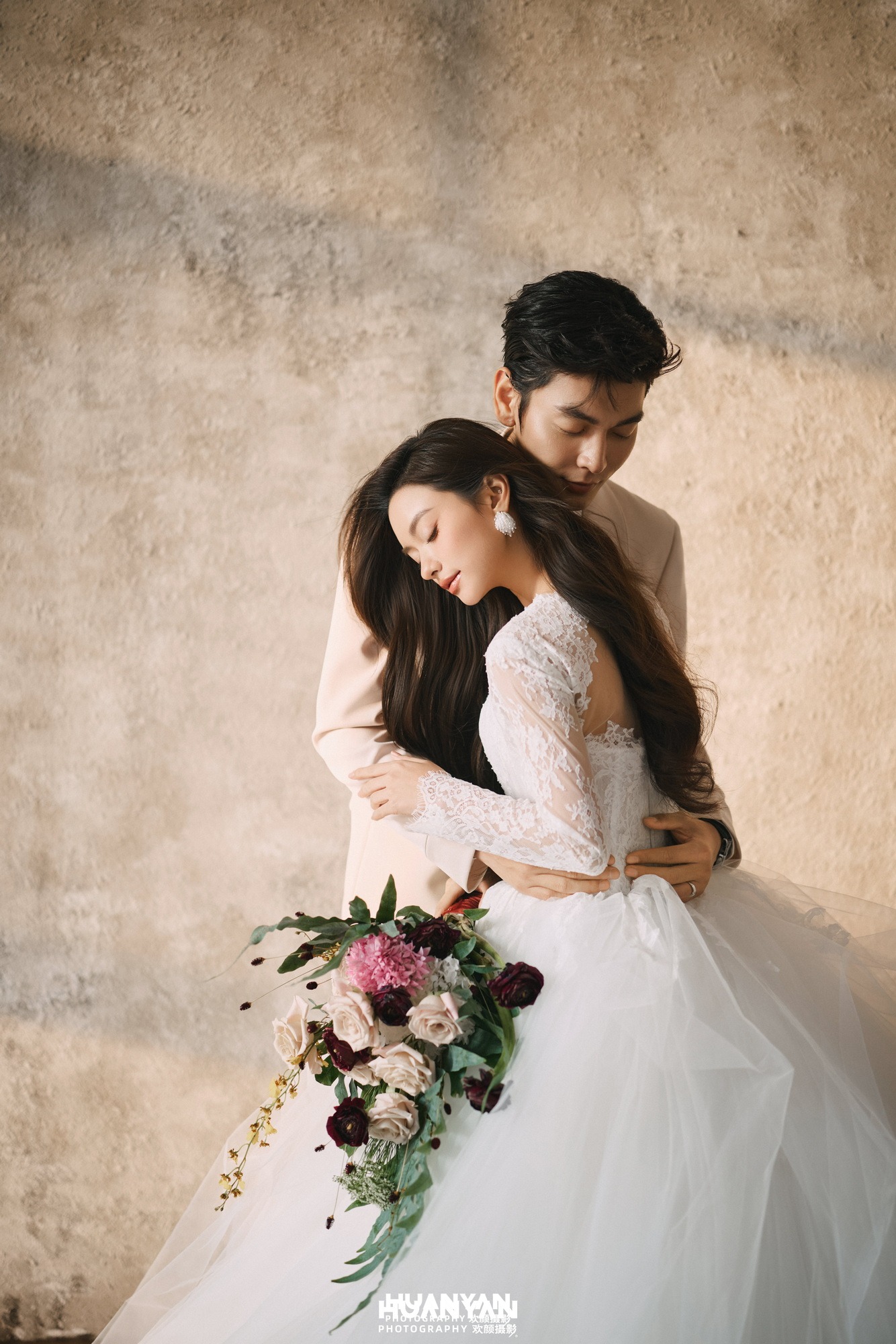 室内影棚轻奢高级婚纱照实拍（纱与旧时光系列）
