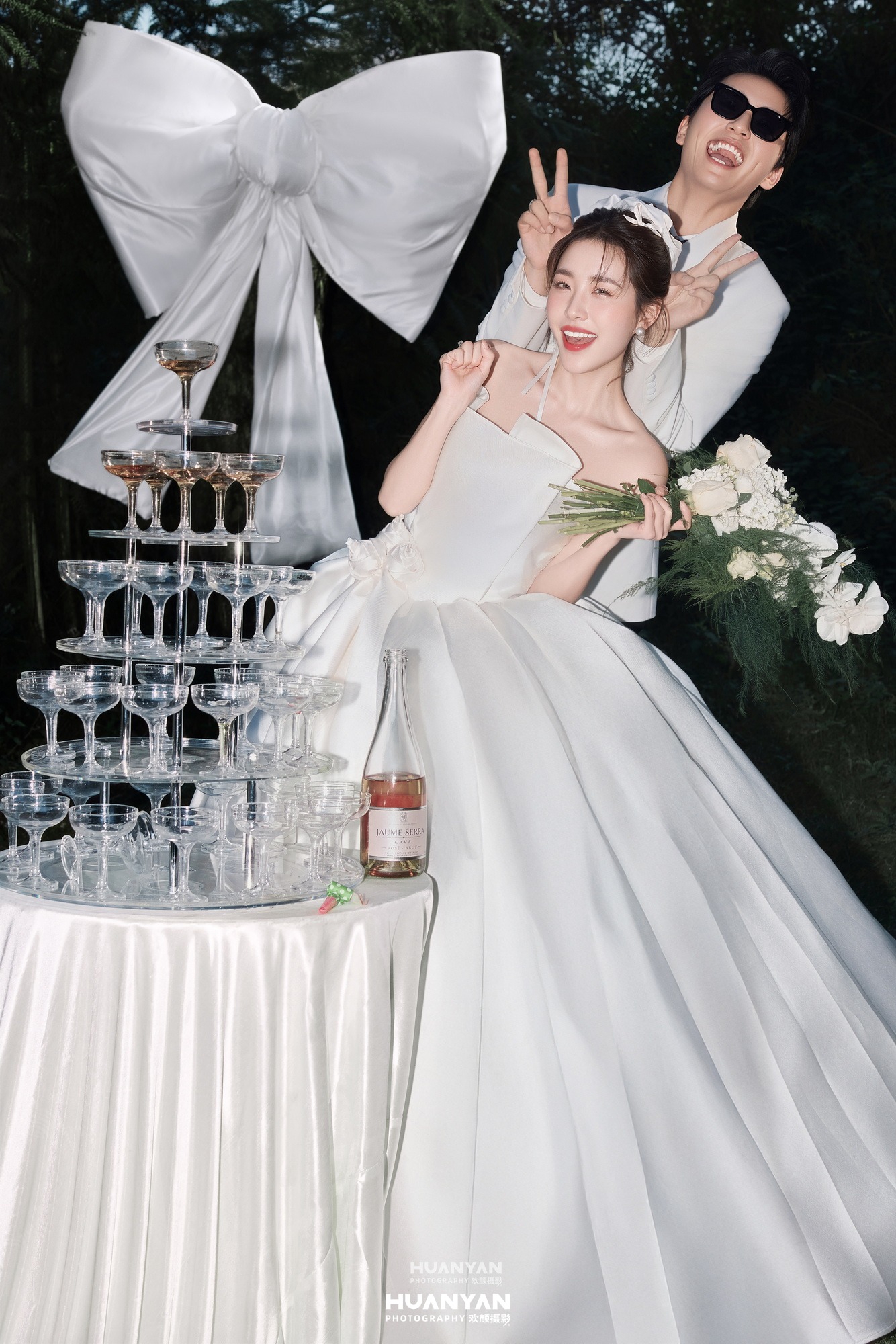 清新自然婚纱照 · 户外自然场景 · 微醺之夜客片