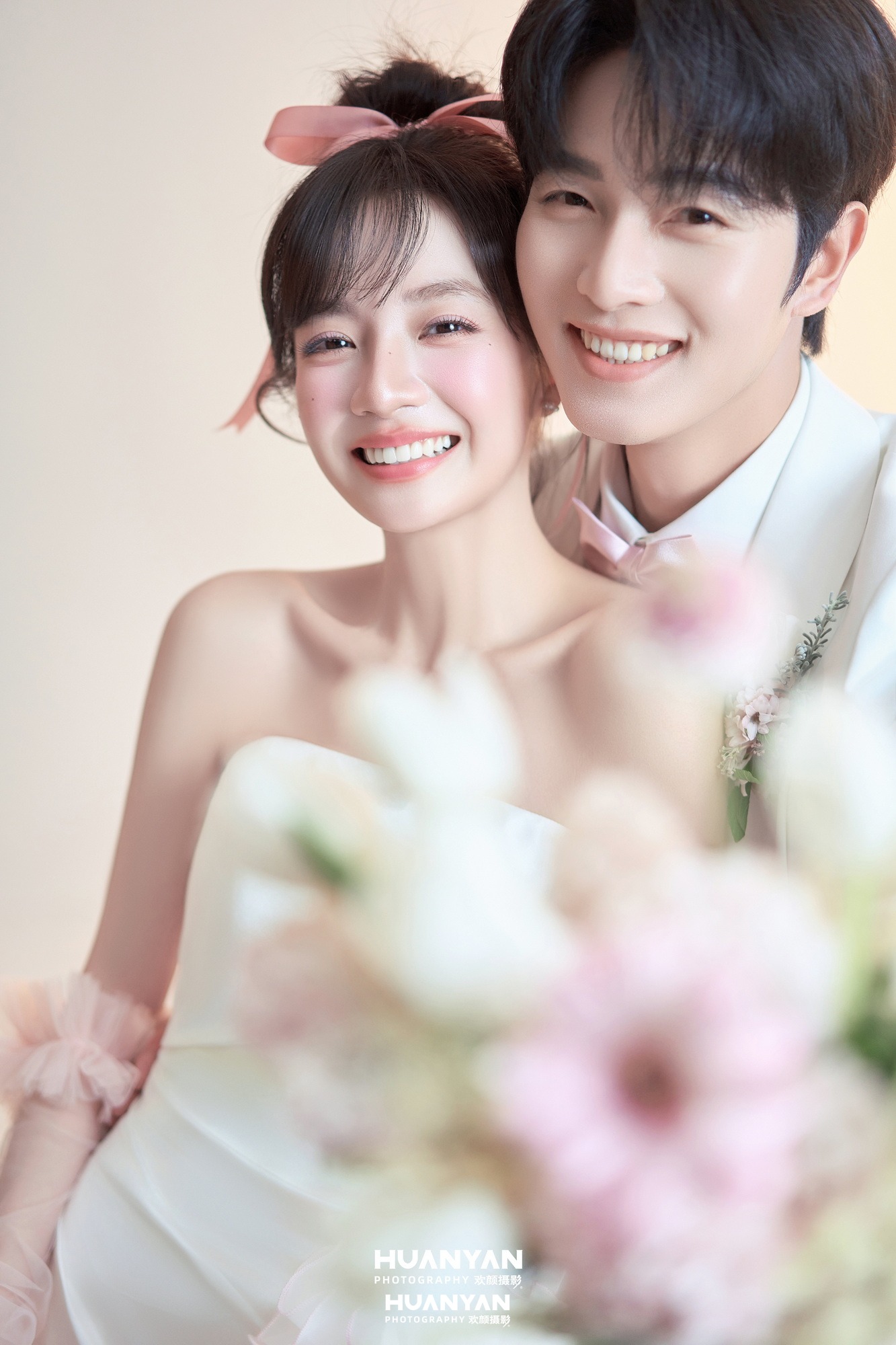 韩式温柔婚纱照 · 室内影棚场景 · 樱粉甜梦客片