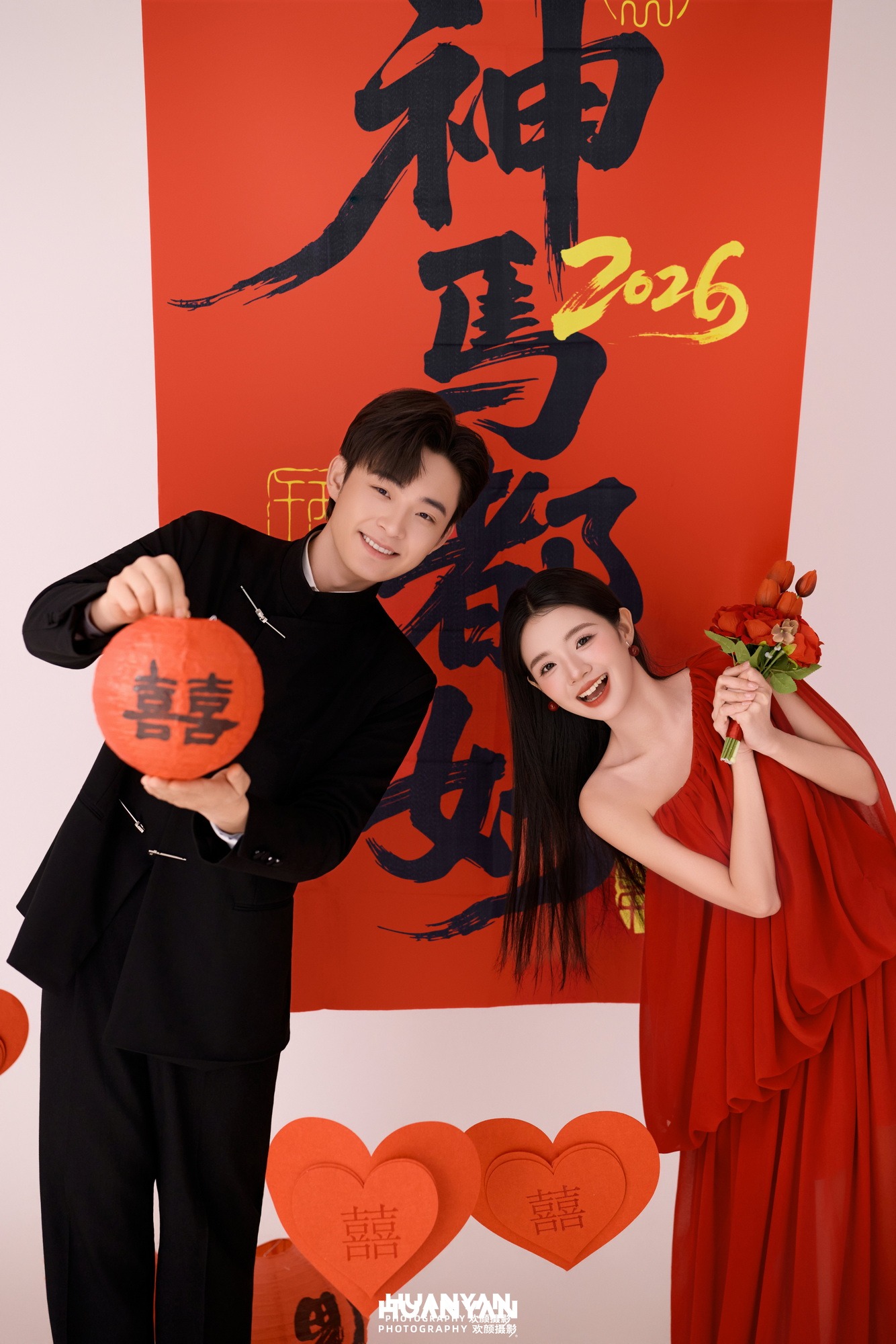 神马都好客片第3张｜新中式婚纱照，摄于室内影棚