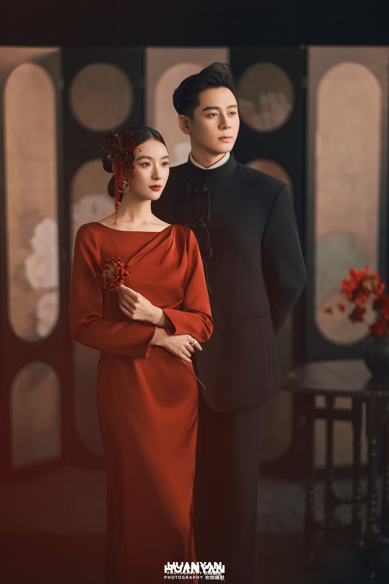 室内影棚新中式婚纱照实拍（灼灼红裳系列）