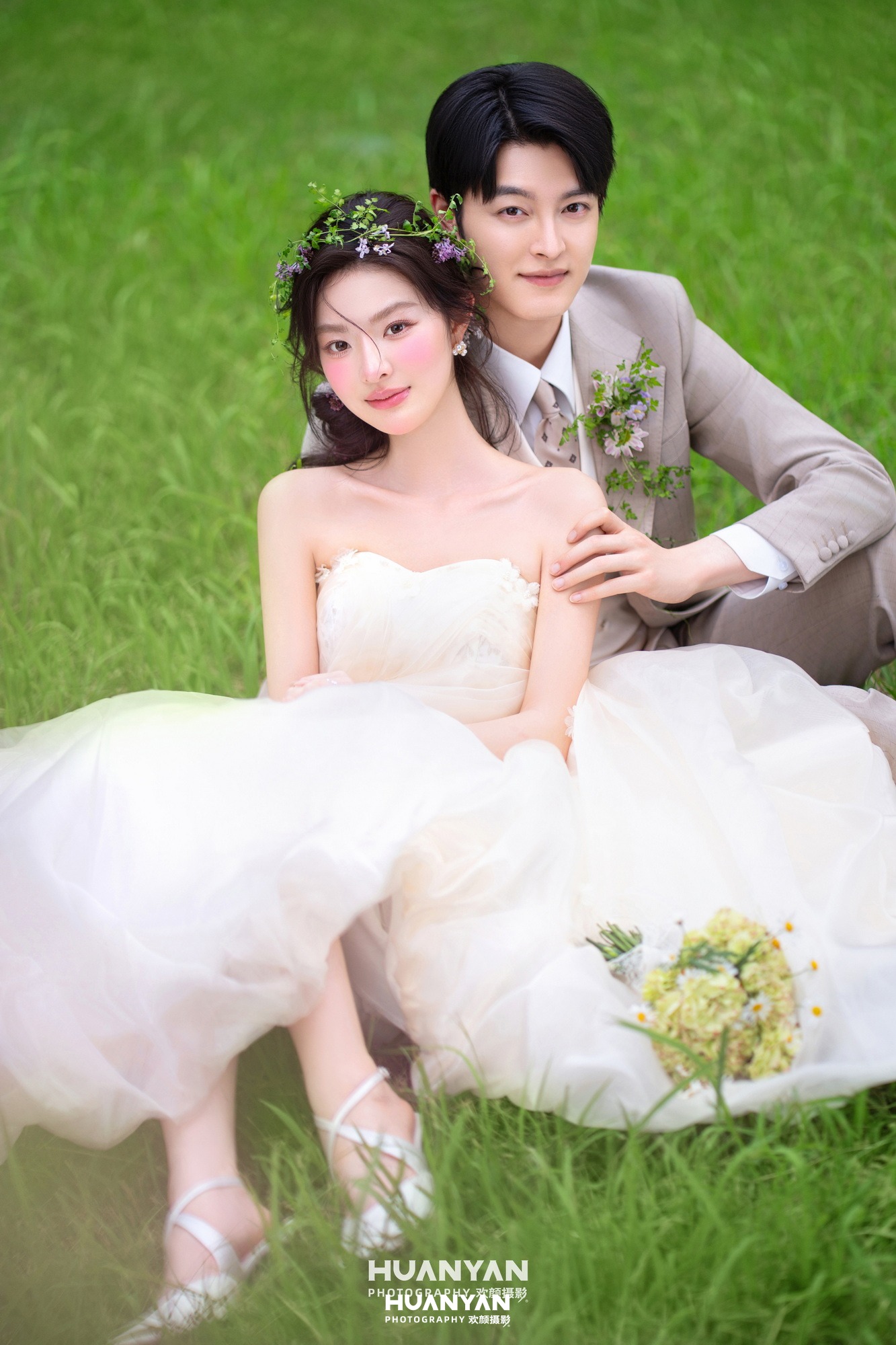 绿茵花环