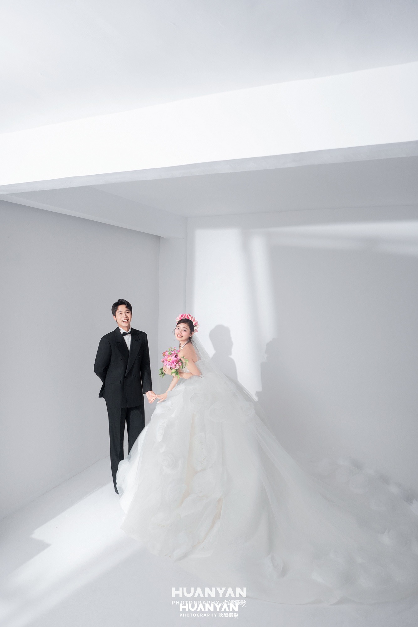 室内影棚韩式温柔婚纱照实拍（白境生花系列）
