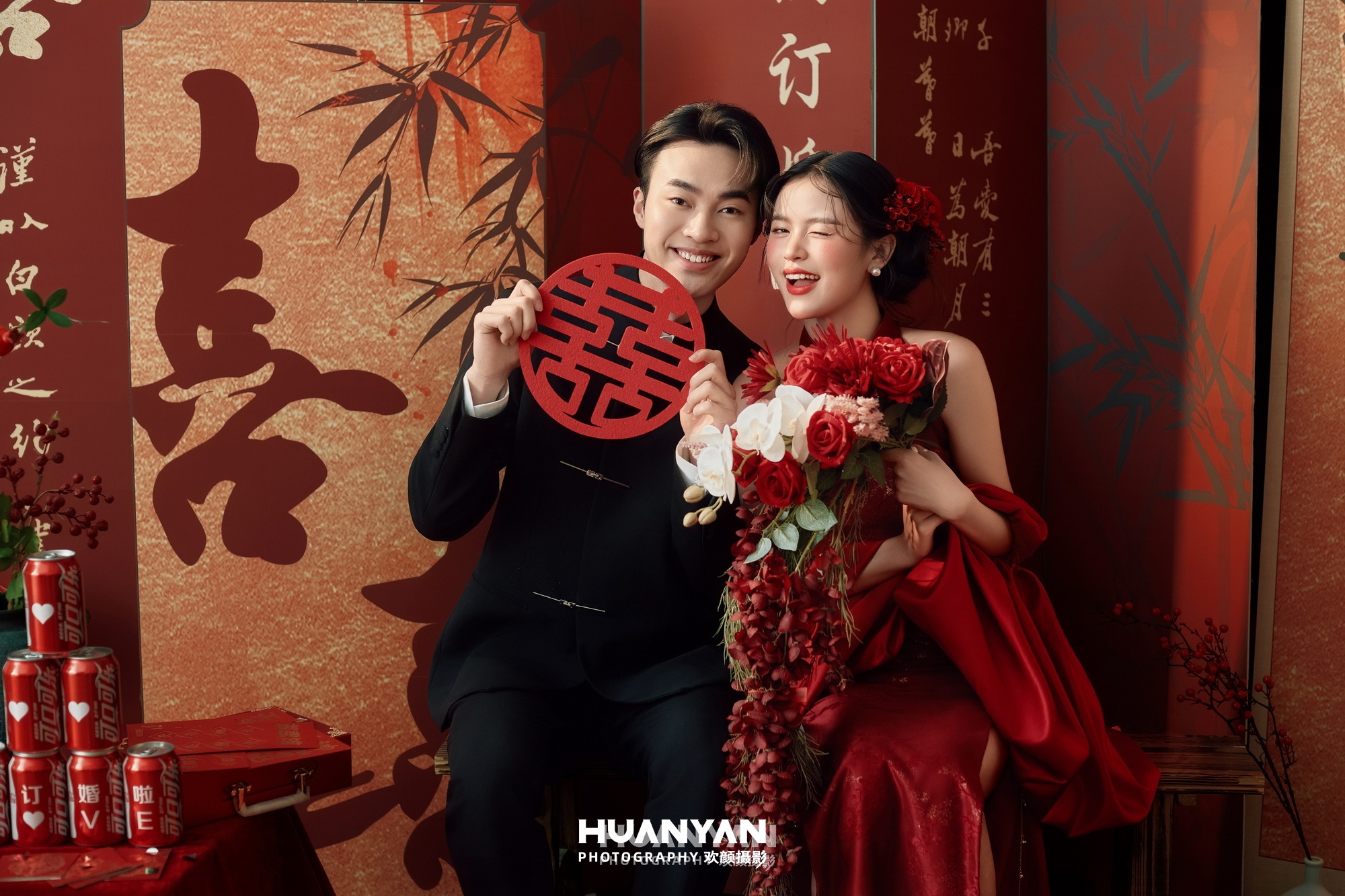 红幕定情：新中式婚纱照室内影棚实拍