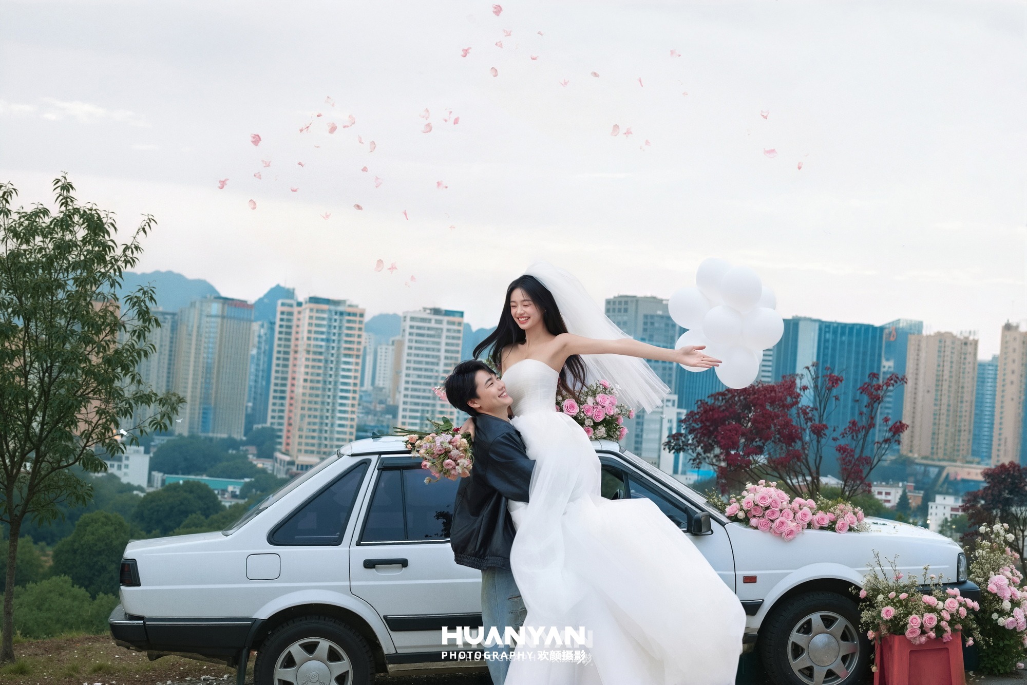 户外自然韩式温柔婚纱照实拍（花车玫瑰系列）
